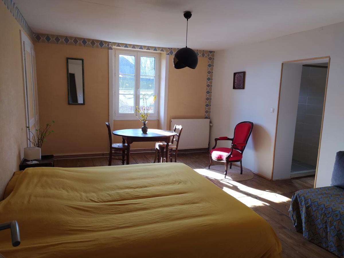 Avol D'Oiseau Bed & Breakfast Villers-Farlay Bagian luar foto