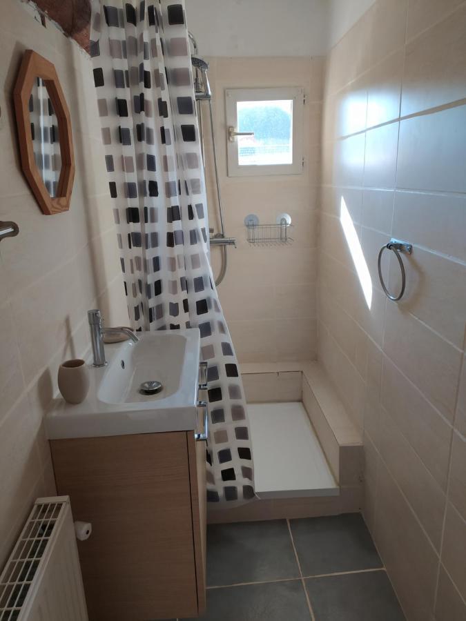 Avol D'Oiseau Bed & Breakfast Villers-Farlay Bagian luar foto