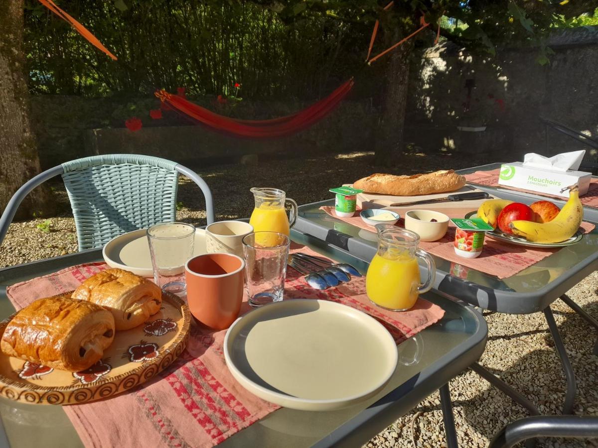Avol D'Oiseau Bed & Breakfast Villers-Farlay Bagian luar foto