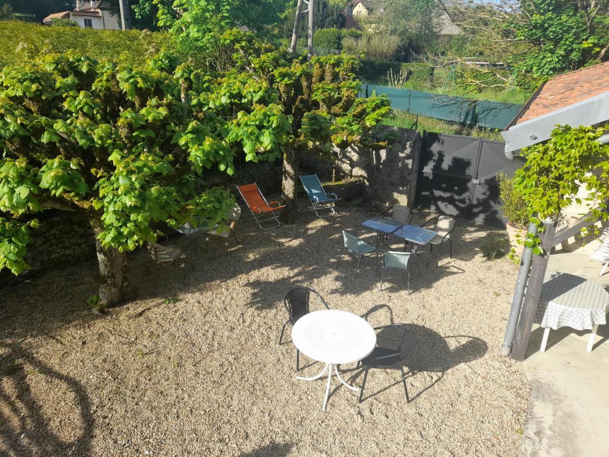 Avol D'Oiseau Bed & Breakfast Villers-Farlay Bagian luar foto